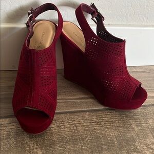 Chinese Laundry Red Wedge Shoes Suede Open Toe